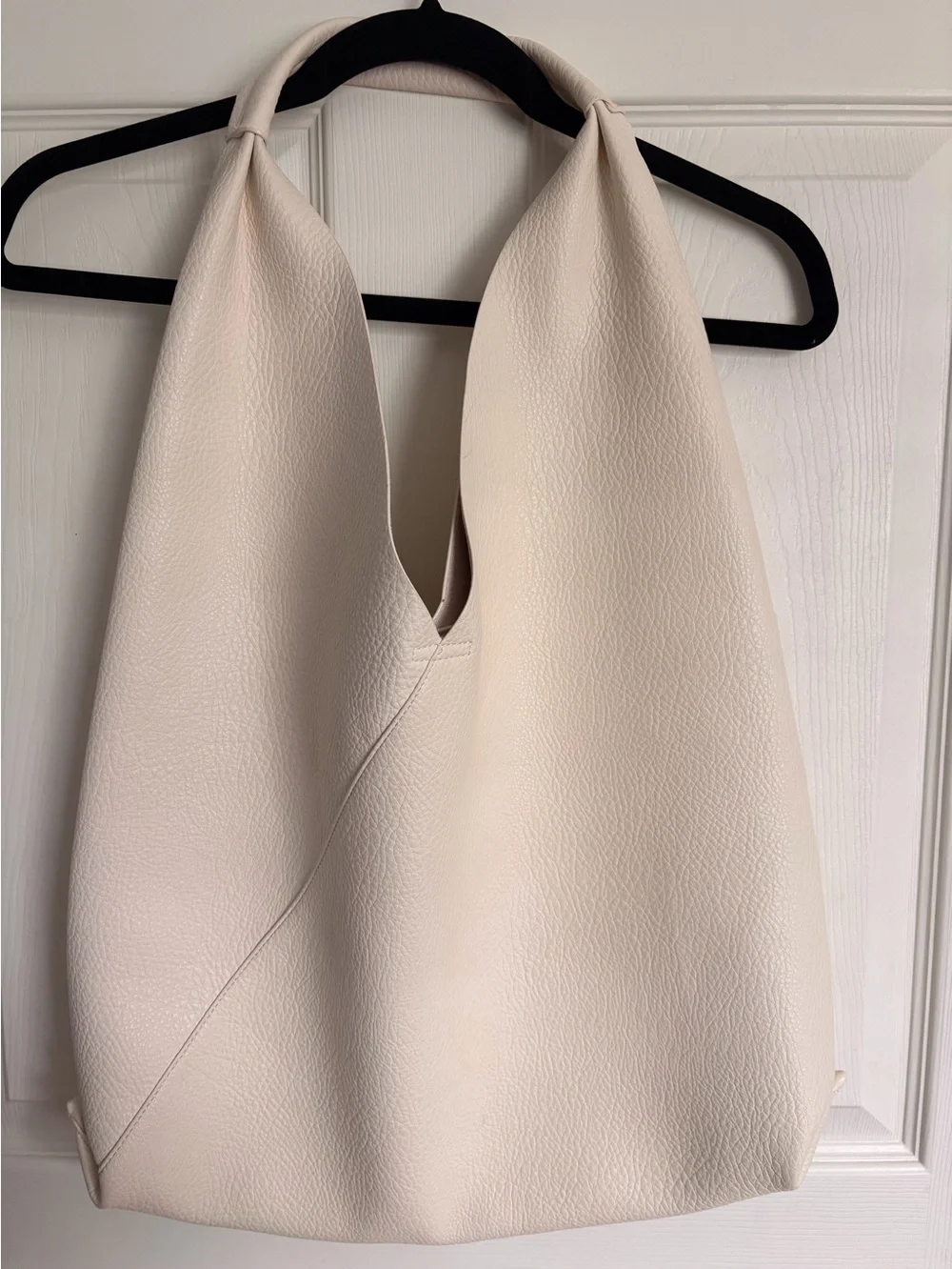 Vegan Leather Boho Slouchy Bag Off White Pebbled Shiraleah NWOT Minimalist